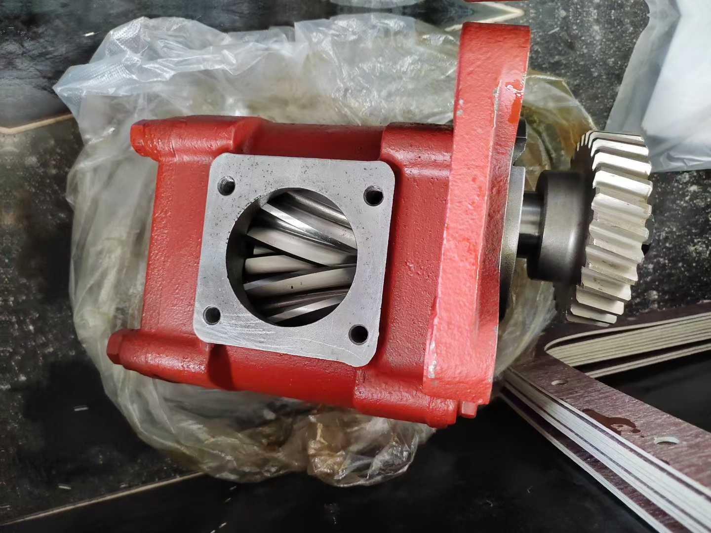 Diesel Vb OIL PUMP ASSEMBLY 12VB.17.00C Jichai G12V190PZL diesel engine used in ...